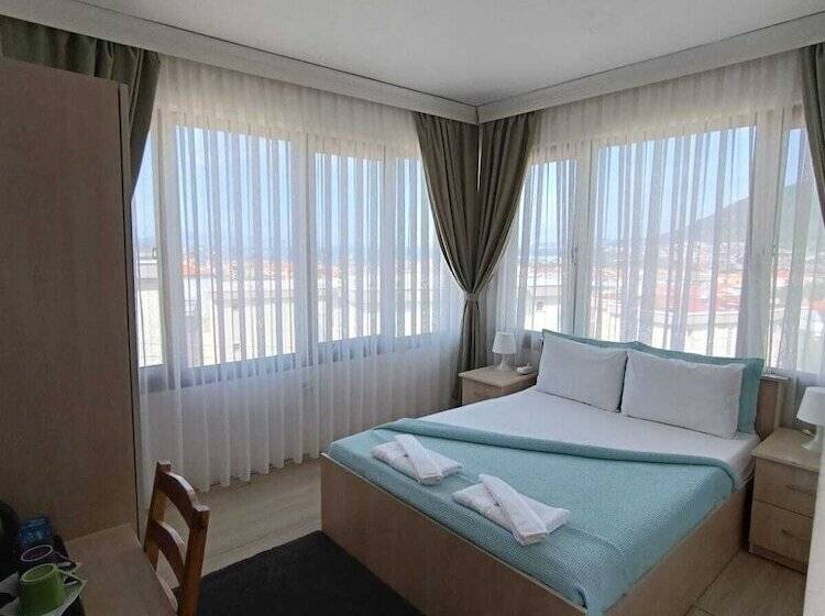 호텔 Jasmine Butik Pansiyon