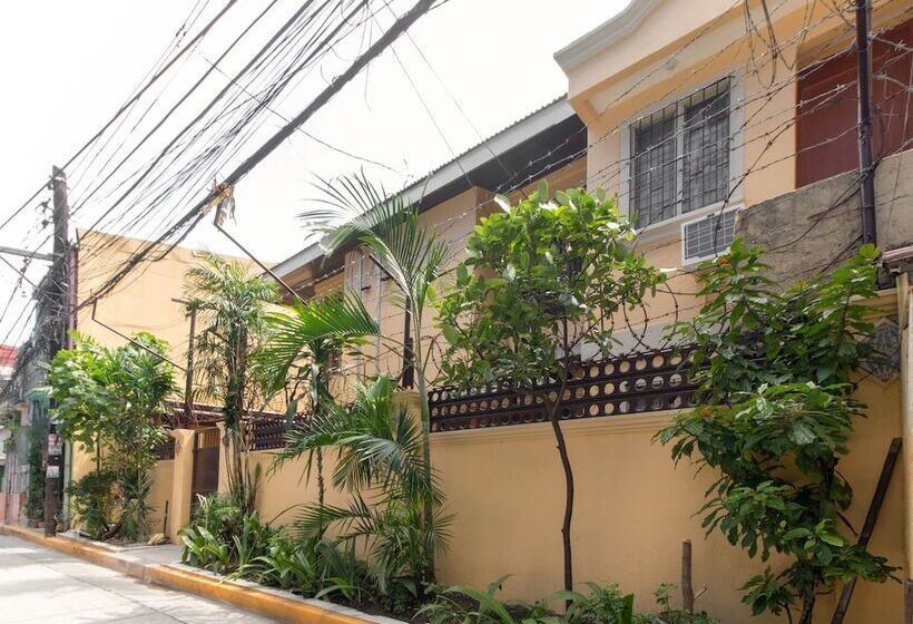 هتل Reddoorz Near Pnr Espana Station