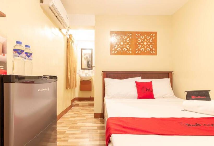 هتل Reddoorz Near Pnr Espana Station