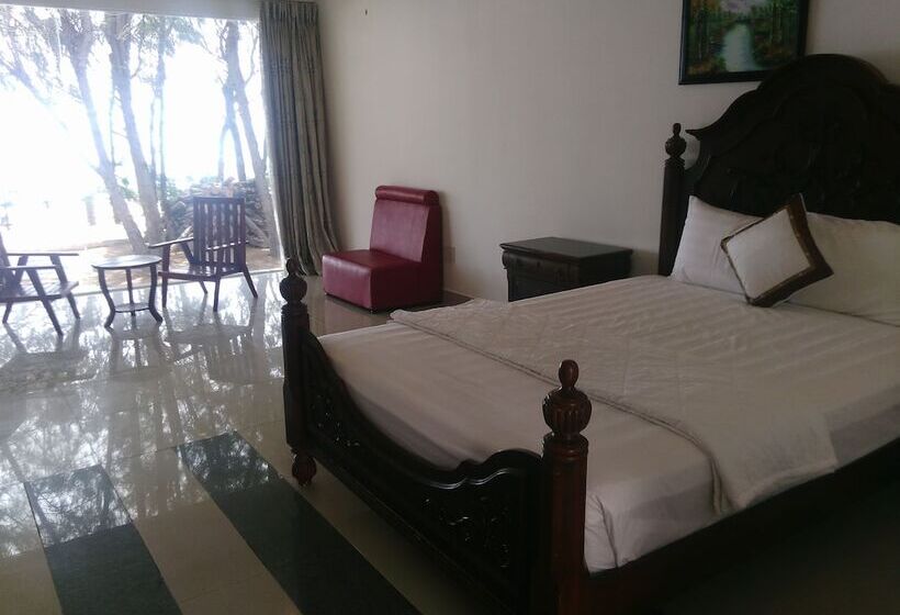 هتل Sky Star Beach Resort