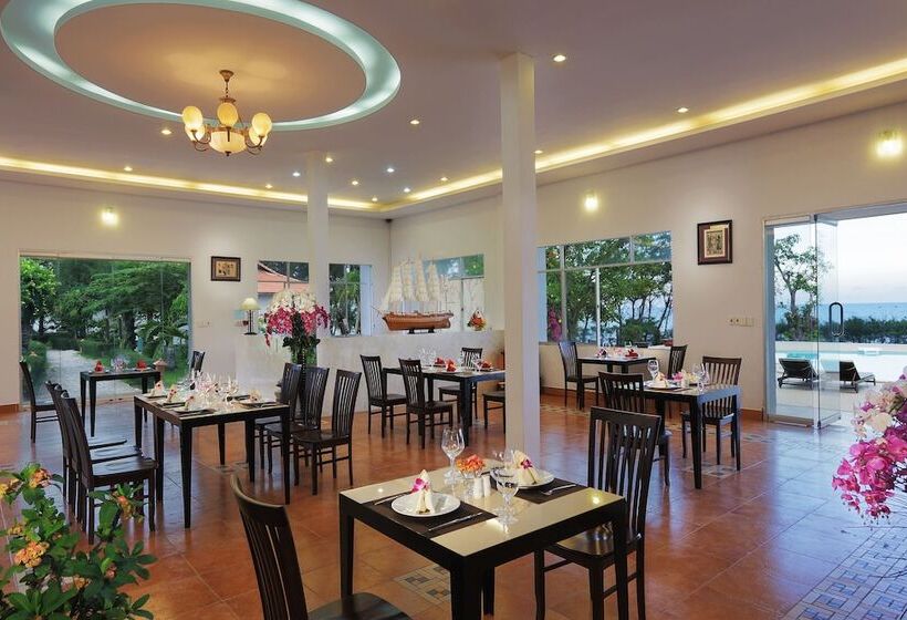 هتل Sky Star Beach Resort