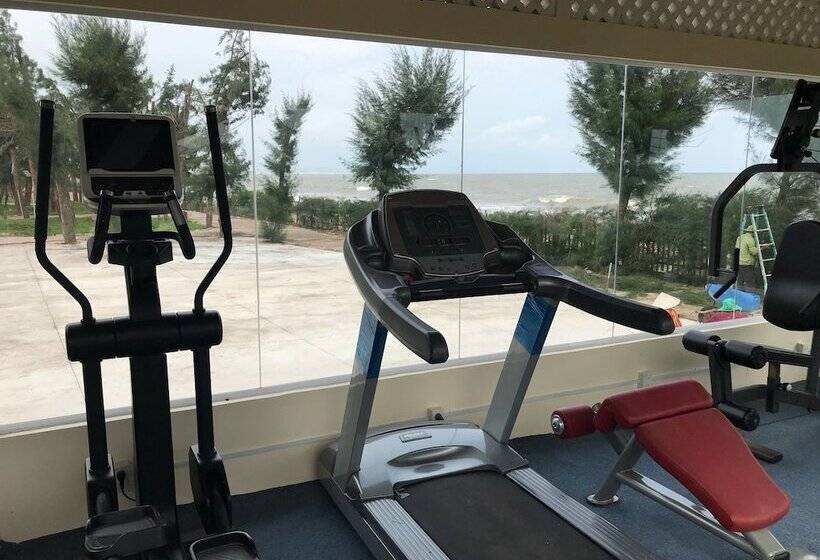 هتل Sky Star Beach Resort