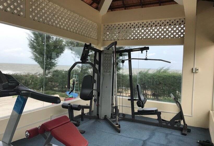 هتل Sky Star Beach Resort