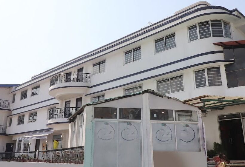 فندق Treebo Mayur, Mall Road