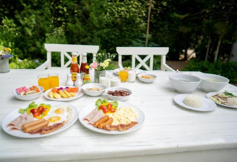 Отель Villa Seville