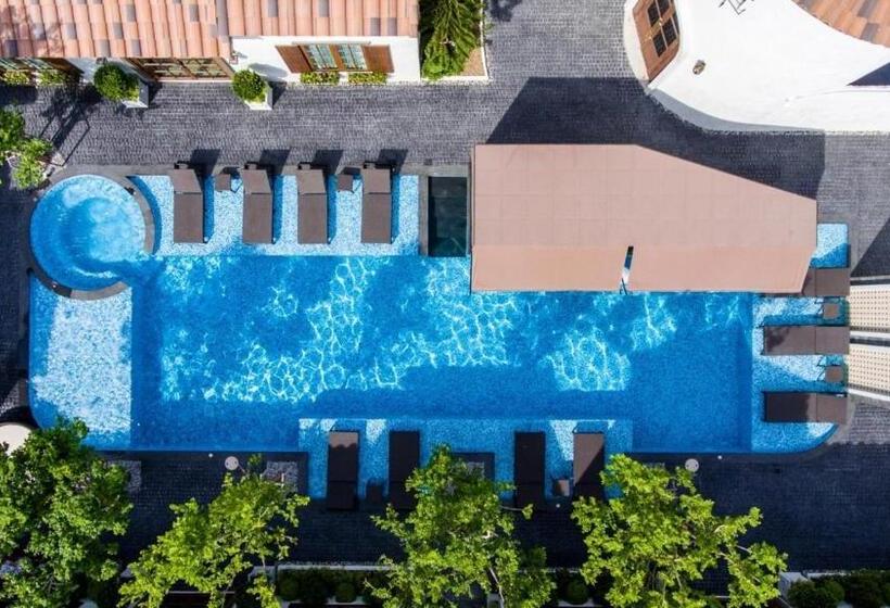 Отель Villa Seville