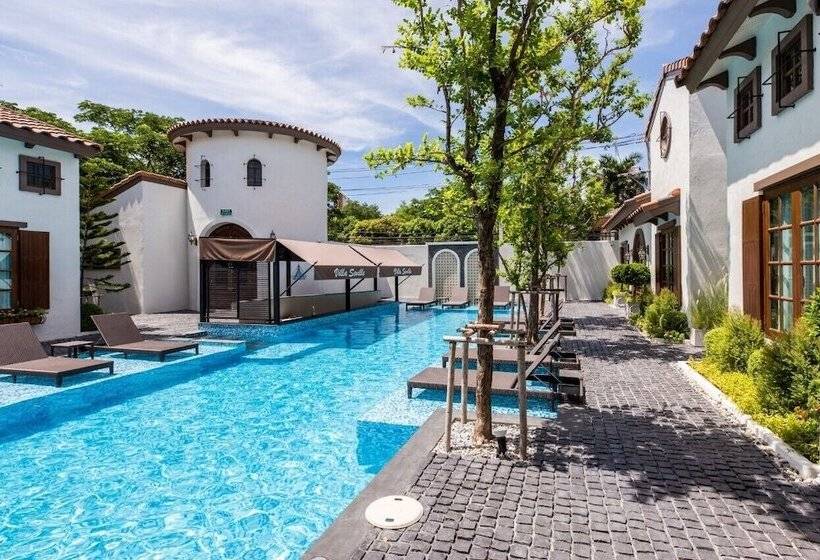 Отель Villa Seville