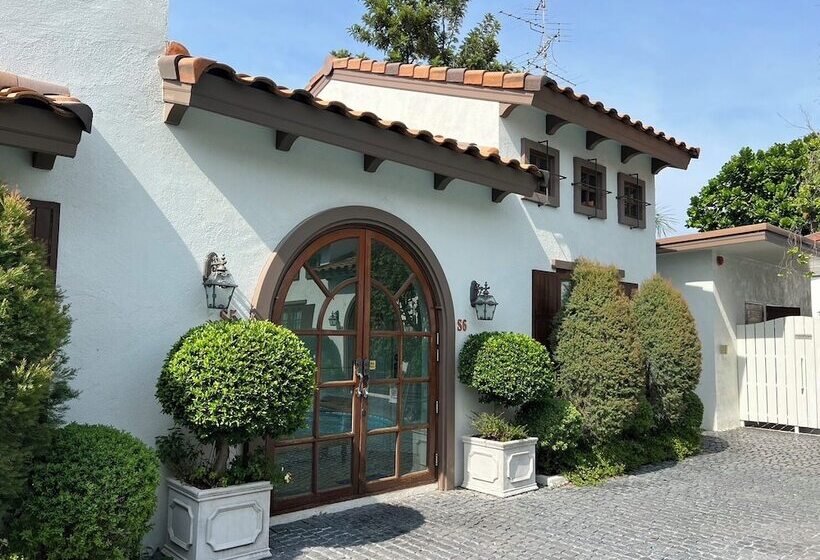 Отель Villa Seville