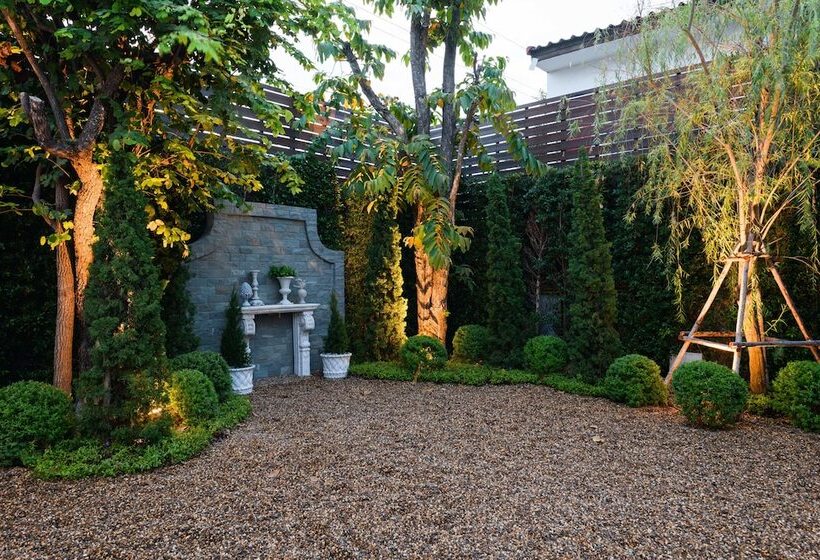 Отель Villa Seville