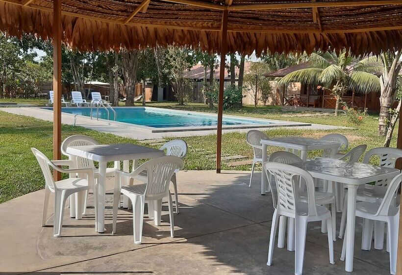 בית מלון כפרי Wakaya Ecolodge