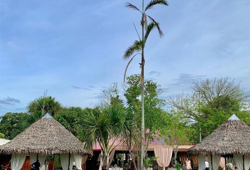 בית מלון כפרי Wakaya Ecolodge