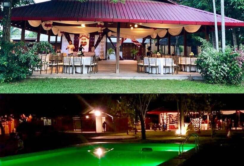 בית מלון כפרי Wakaya Ecolodge