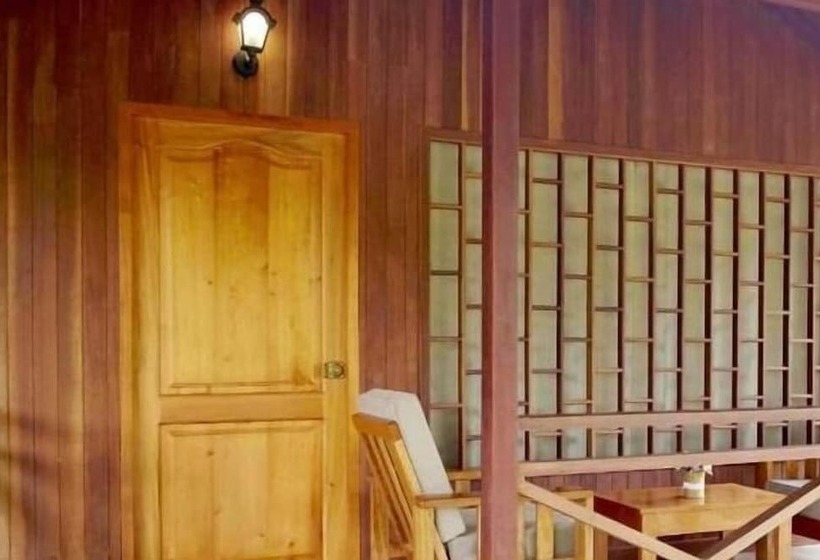 בית מלון כפרי Wakaya Ecolodge