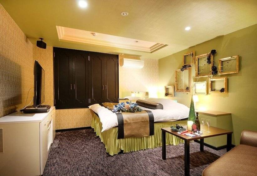 Ishidu Hotel Blanc Chapel Christmas   Adults Only