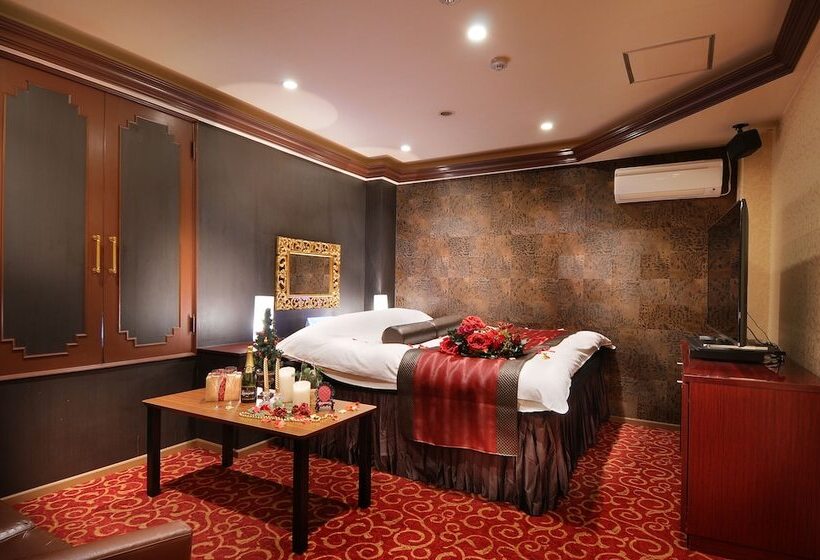 Ishidu Hotel Blanc Chapel Christmas   Adults Only