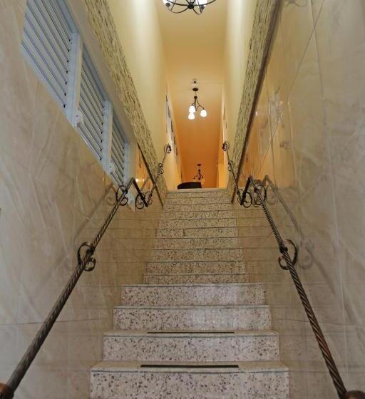 Itza Bella Suites