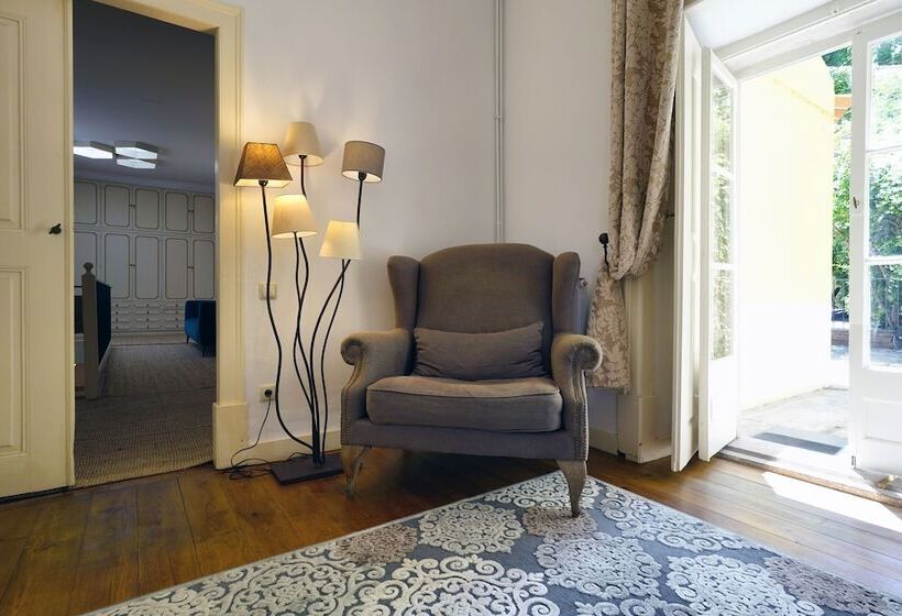 بنسيون Charm Inn Sintra