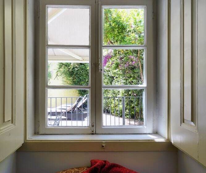 بنسيون Charm Inn Sintra