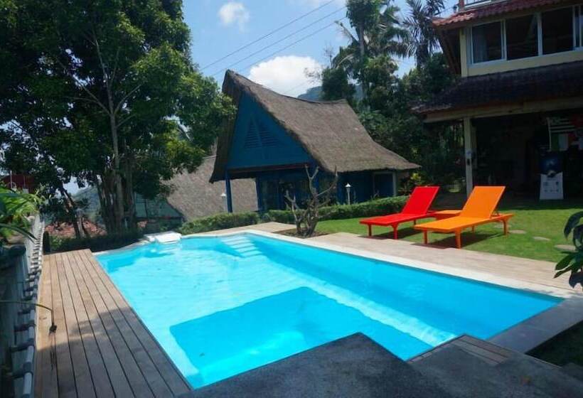 بنسيون Manggis Garden Dive Resort