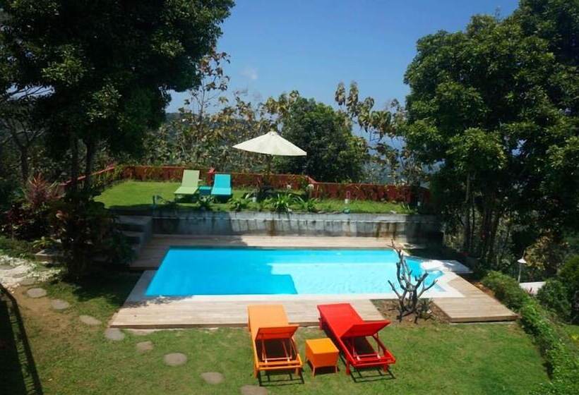 بنسيون Manggis Garden Dive Resort