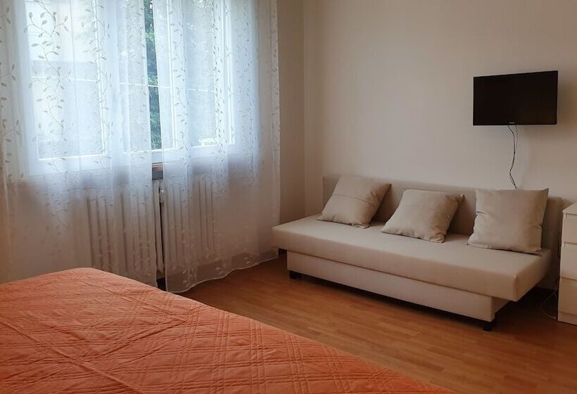 펜션 Residenza Chiara