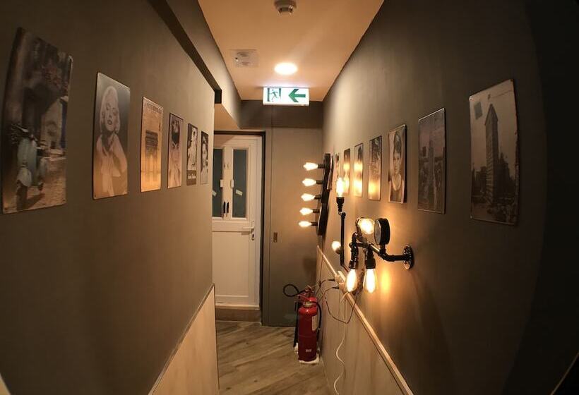 پانسیون Soso Hostel