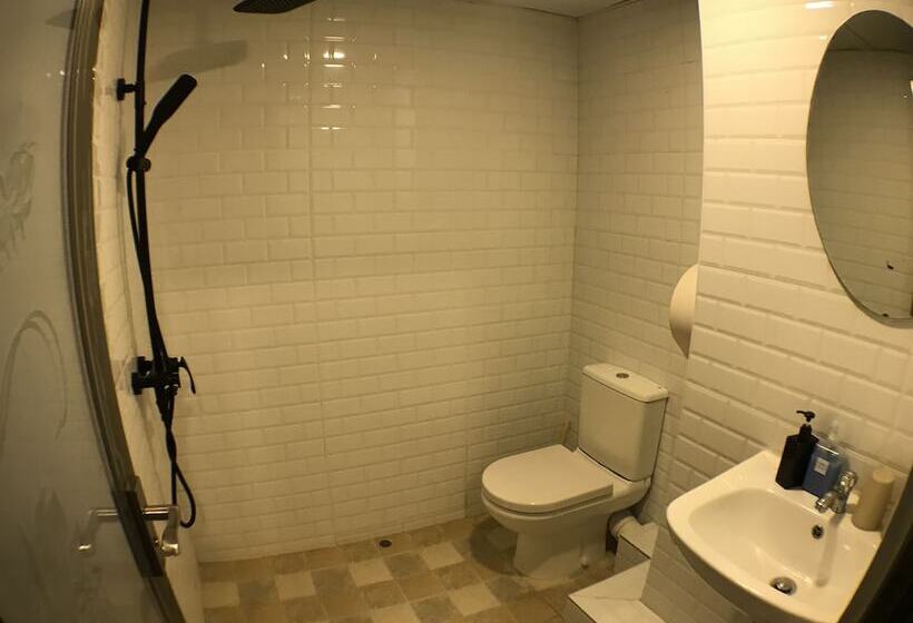 پانسیون Soso Hostel