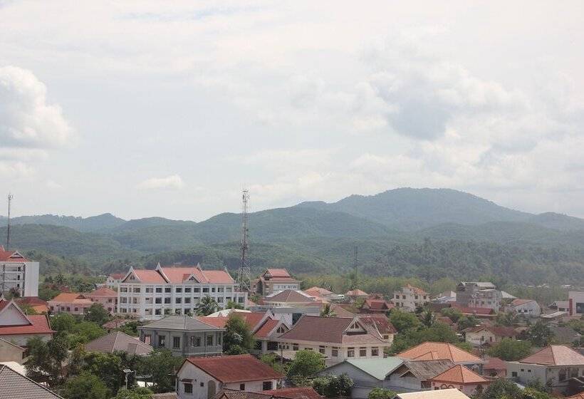 Royal Hotel Luang Namtha   Huang Ching