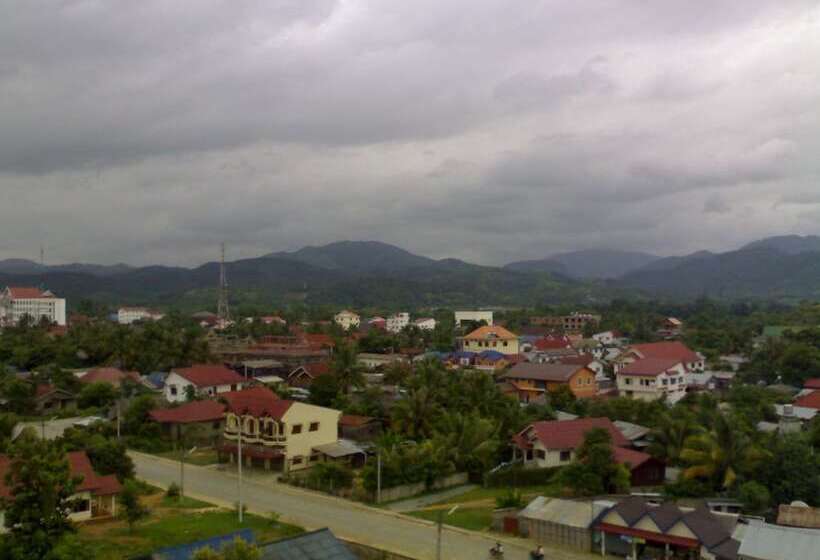 Royal Hotel Luang Namtha   Huang Ching