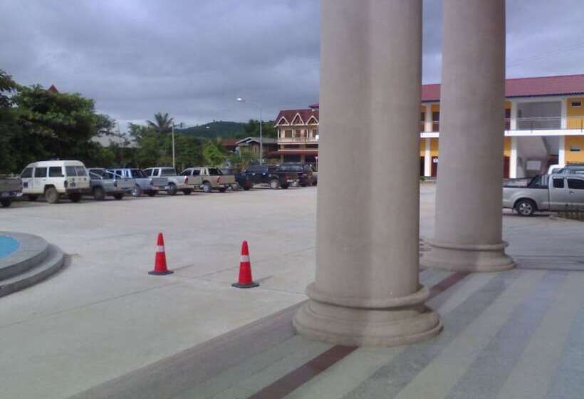 Royal Hotel Luang Namtha   Huang Ching