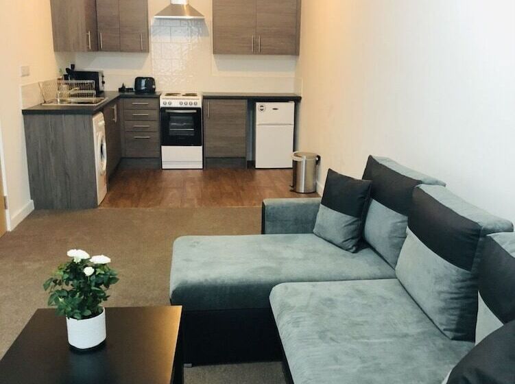 Showcase Apartments Highcross House Apart