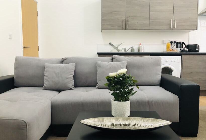 Showcase Apartments Highcross House Apart