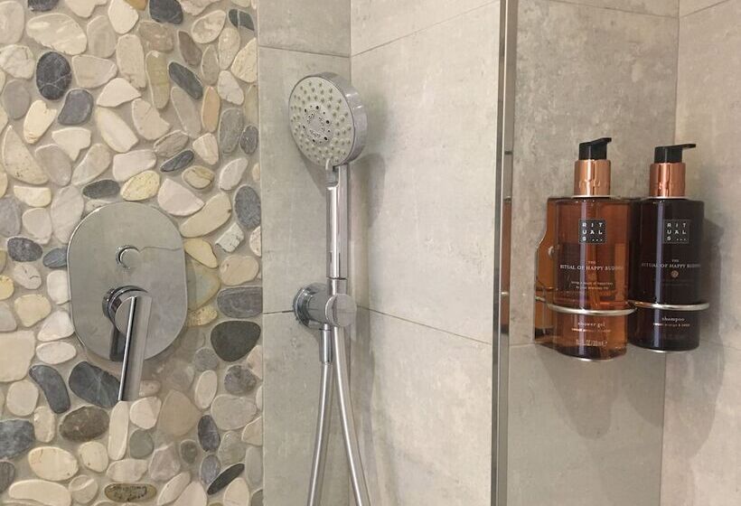 The Birds Nest Luxury B&b