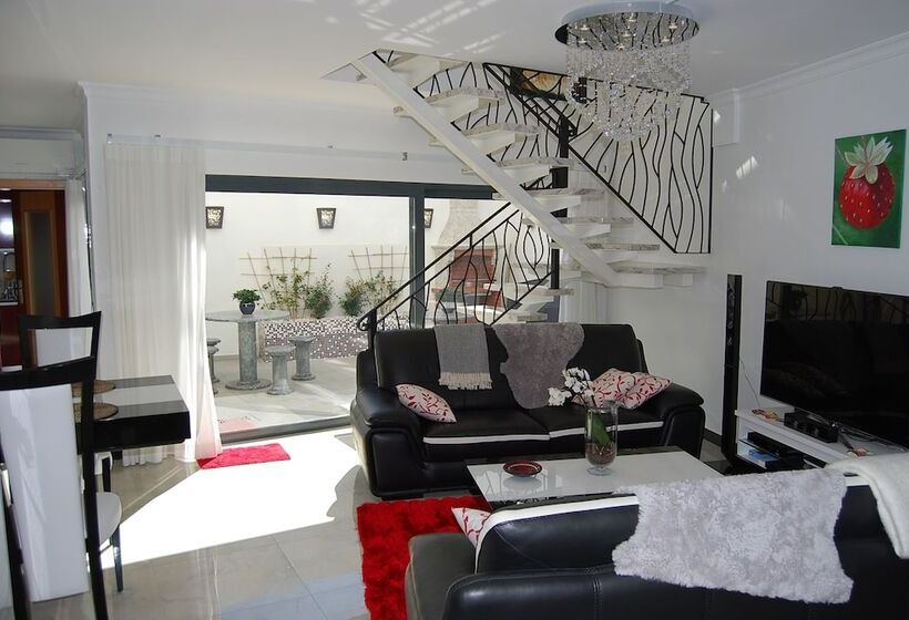 The Birds Nest Luxury B&b