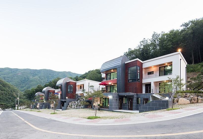 Yeoninsan Hot Spring Resort