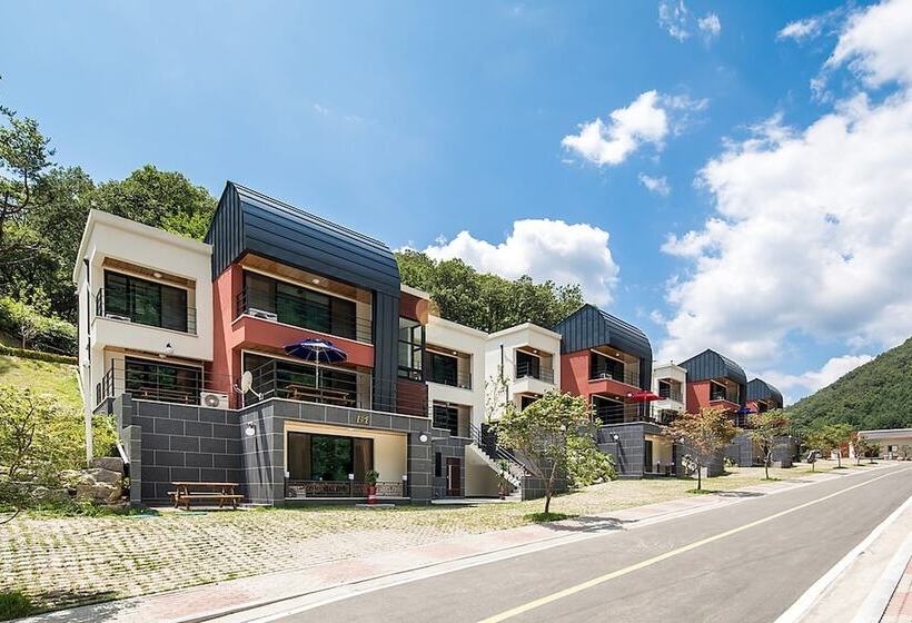 Yeoninsan Hot Spring Resort