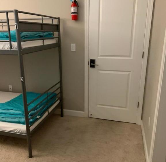 فندق صغير Dc Crashpad