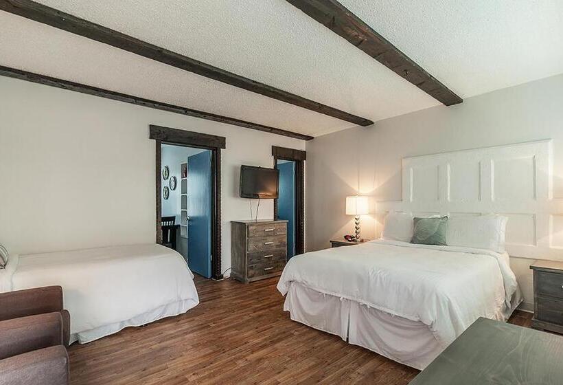 Отель 2021 Olive