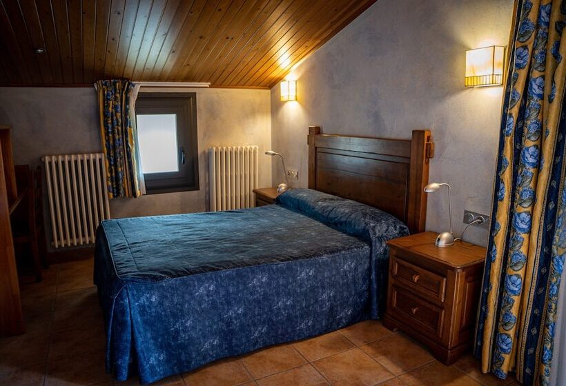 בית מלון כפרי Hostal Cal Franciscó
