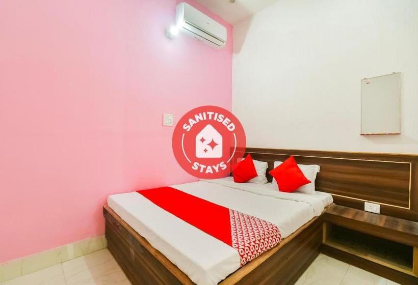 فندق Oyo 49622  Mateshwari