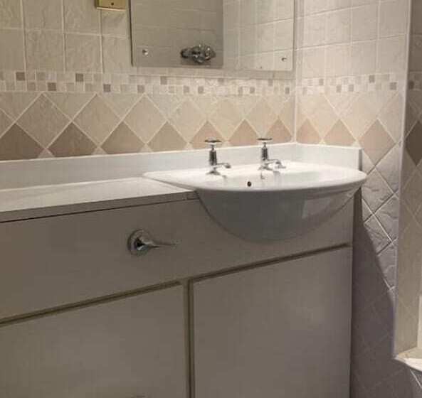 فندق The Harbour Inn