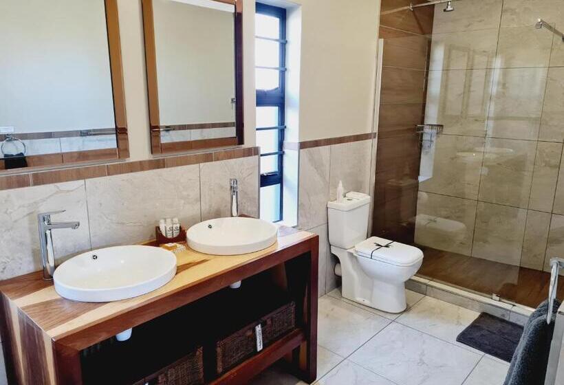 פנסיון The Hank Bethlehem Pty Ltd