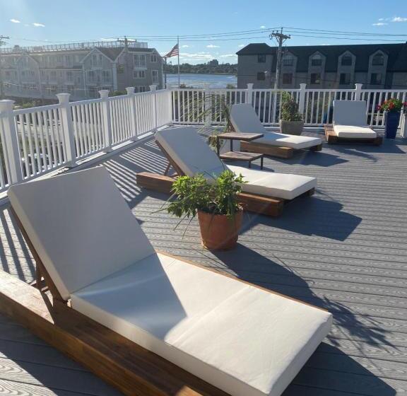 Atlantic Beach Hotel Newport