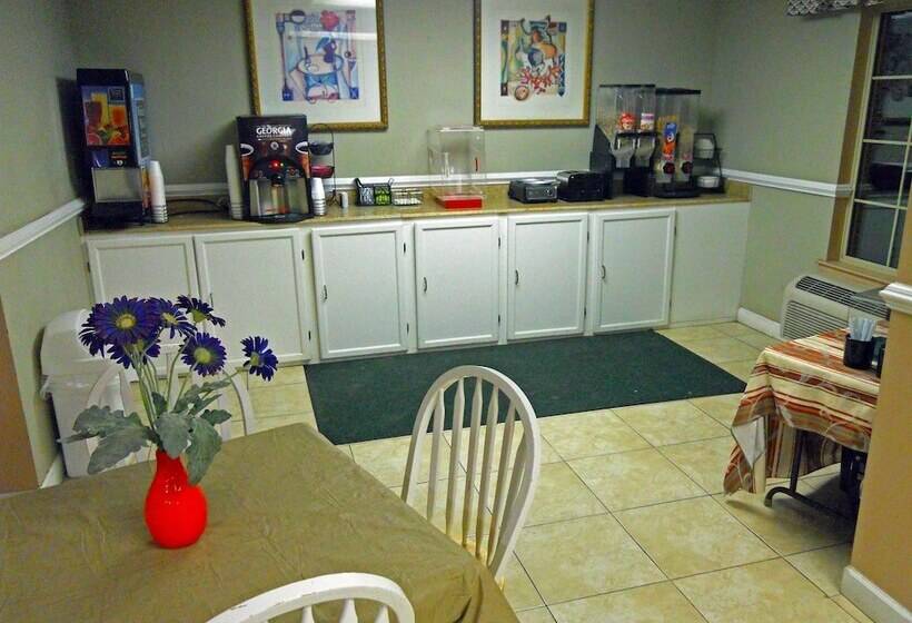 فندق America S Best Inn And Suites Beaufort