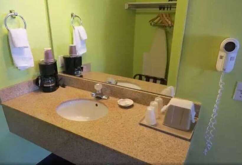 בית מלון כפרי America S Best Inn & Suites Saint George