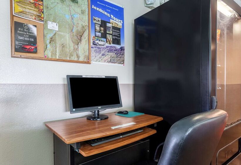 Отель Americas Best Value Inn Burns