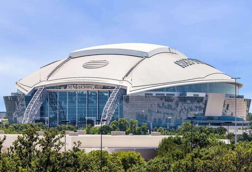 בית מלון כפרי Baymont By Wyndham Arlington At Six Flags Dr