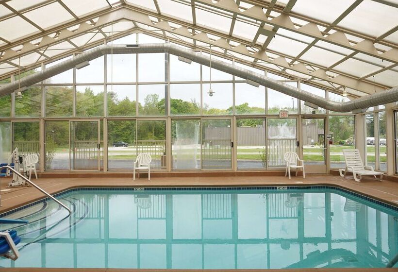 هتل Baymont By Wyndham Bridgeport/frankenmuth