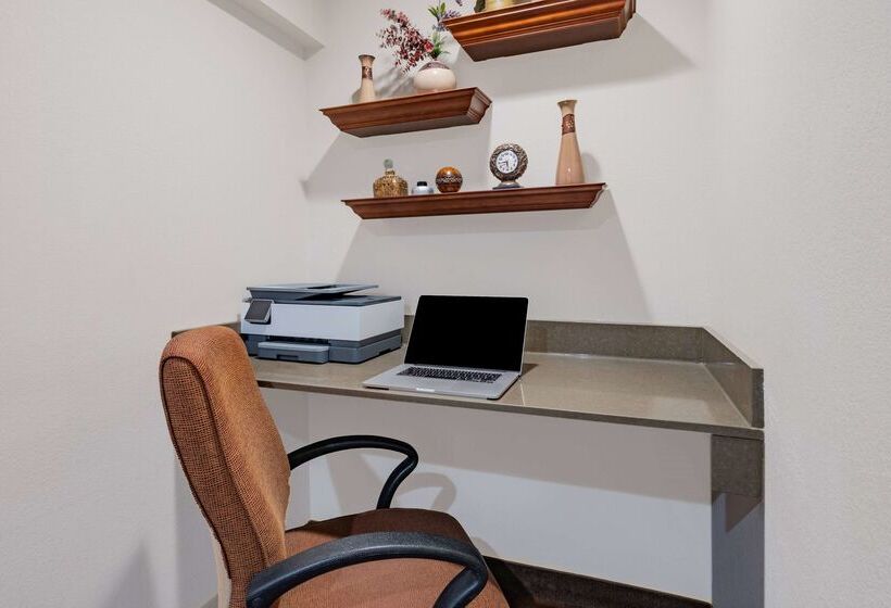 ホテル Express Inn