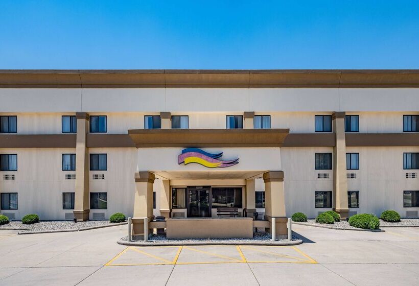 בית מלון כפרי Express Inn